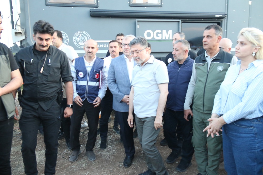 Son 2 Günde 150 Yangın Türkiye Alevlerle Mücadele Ediyor (1)