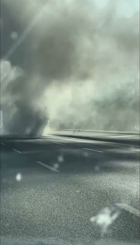 Üniversite Öğrencilerini Taşıyan Otobüste Yangın Paniği