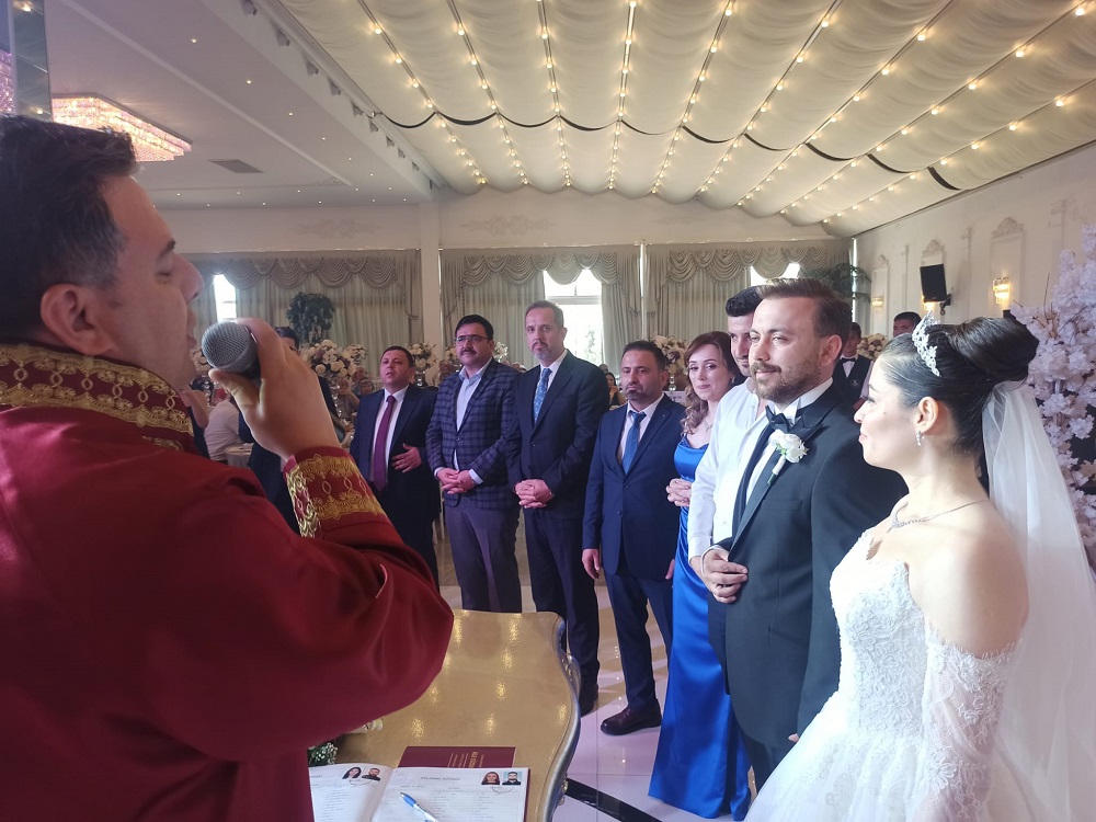 Unutulmaz Bir Düğünle Gamze Ve Berat Çifti Evlenerek Mutluluğa “Evet” Dedi (2)