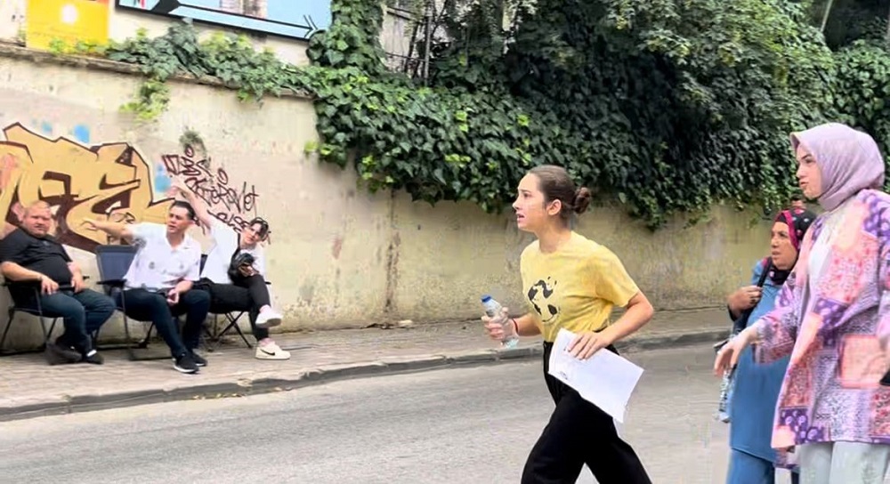 Yks’de Panik Anları Bursa’da Yanlış Okulda Koşan Genç Sınava Girdi (2)