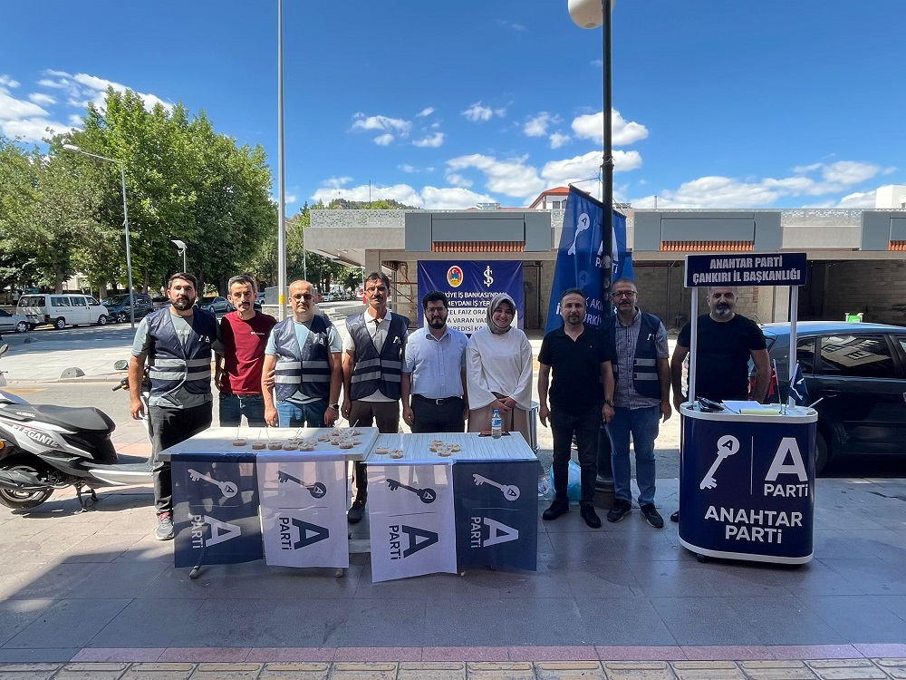 Anahtar Parti’den Anlamlı Aşure Etkinliği Adalet Ve Kardeşlik Vurgusu (1)