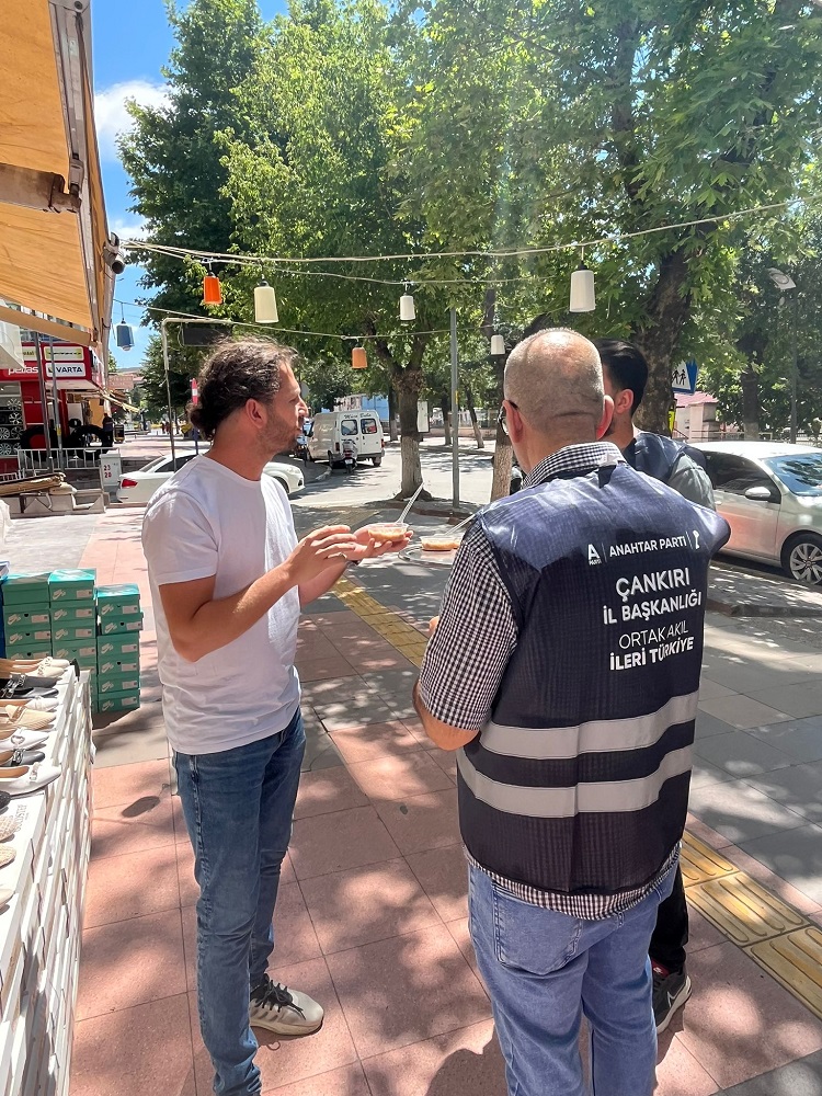 Anahtar Parti’den Anlamlı Aşure Etkinliği Adalet Ve Kardeşlik Vurgusu (9)