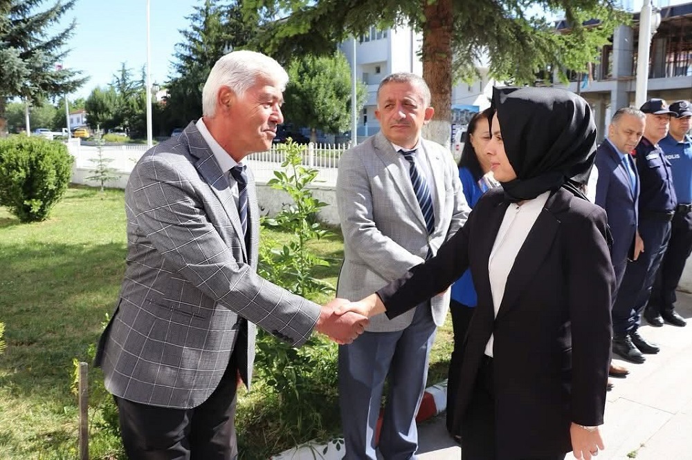 Atkaracalar Kaymakamı Saliha Karataş Göreve Başladı (2)