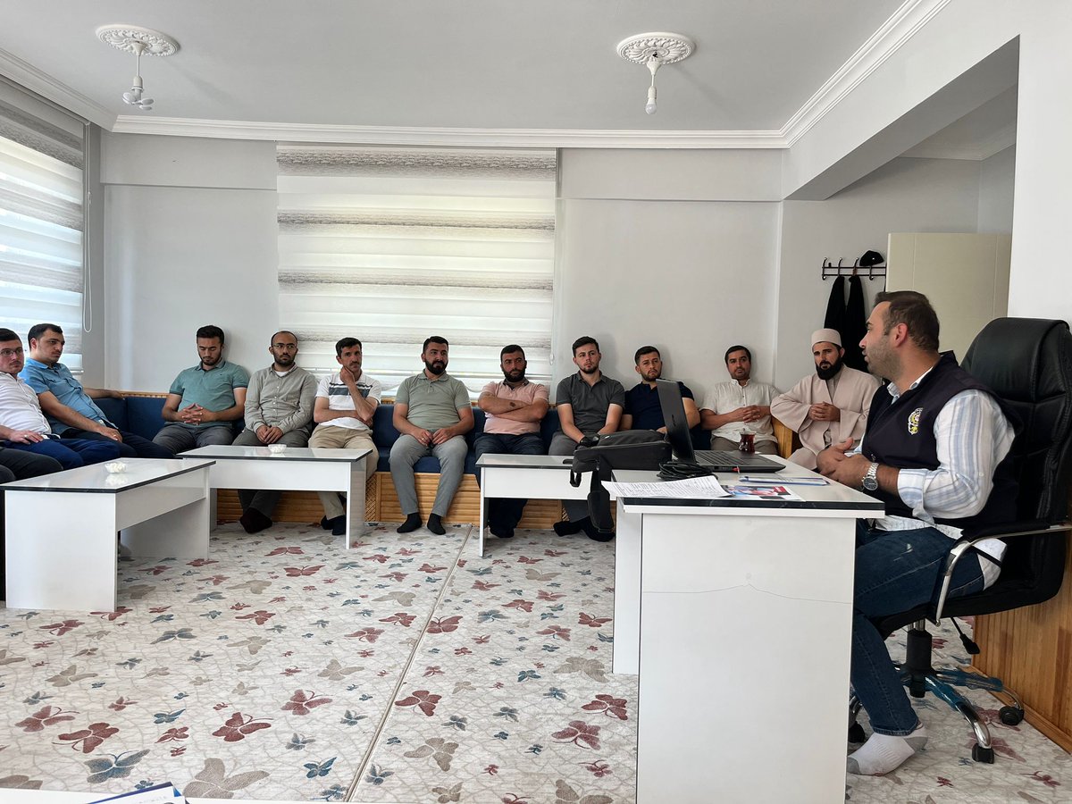 Atkaracalar’da Din Görevlilerine Dolandırıcılık Ve Sahte Para Uyarısı (3)