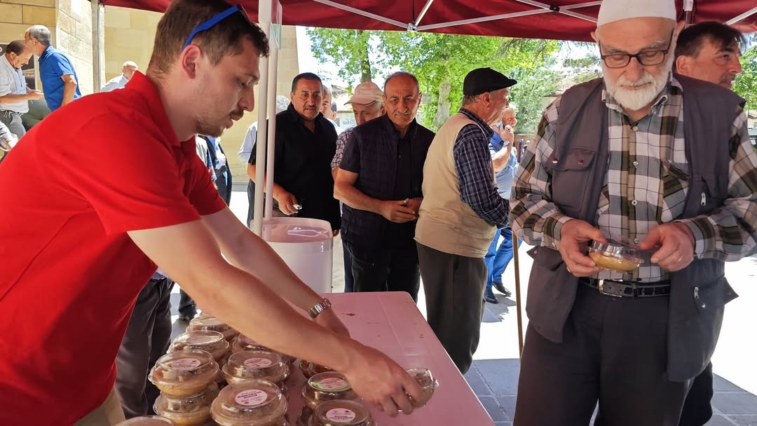 Bereketin Ve Paylaşmanın Sembolü, Aşure…Aşure; Birlik, Beraberlik Ve Paylaşmanın, Farklı Tatlarl (1)