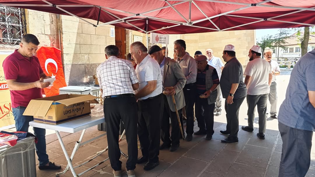 Bereketin Ve Paylaşmanın Sembolü, Aşure…Aşure; Birlik, Beraberlik Ve Paylaşmanın, Farklı Tatlarl (2)
