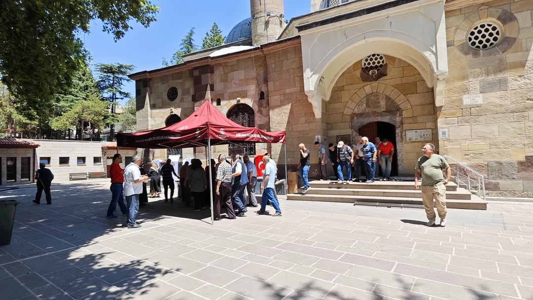 Bereketin Ve Paylaşmanın Sembolü, Aşure…Aşure; Birlik, Beraberlik Ve Paylaşmanın, Farklı Tatlarl