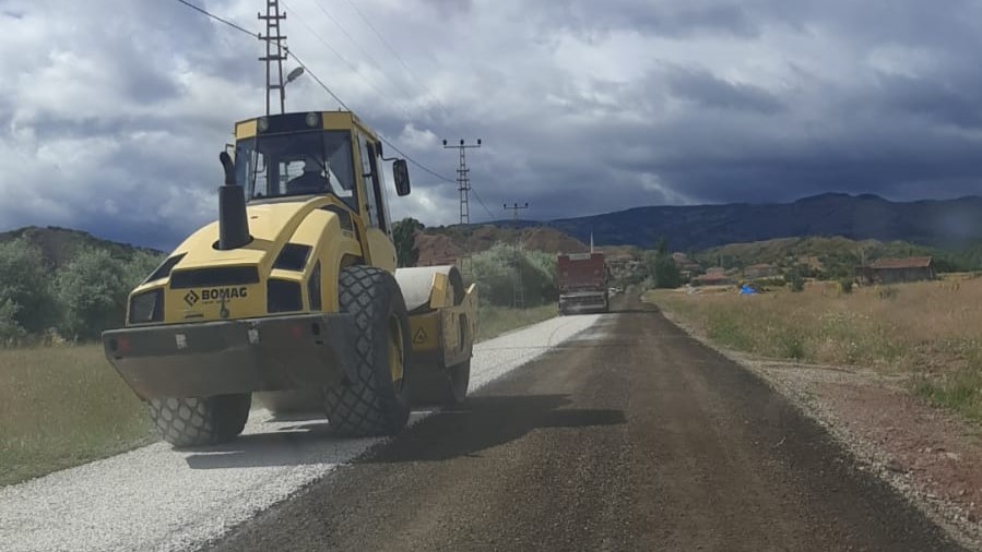 Çankırı Buğay Köyü Yoluna Sathi Kaplama Başladı Sıcak Asfalt 2026’Ya Kaldı (1)