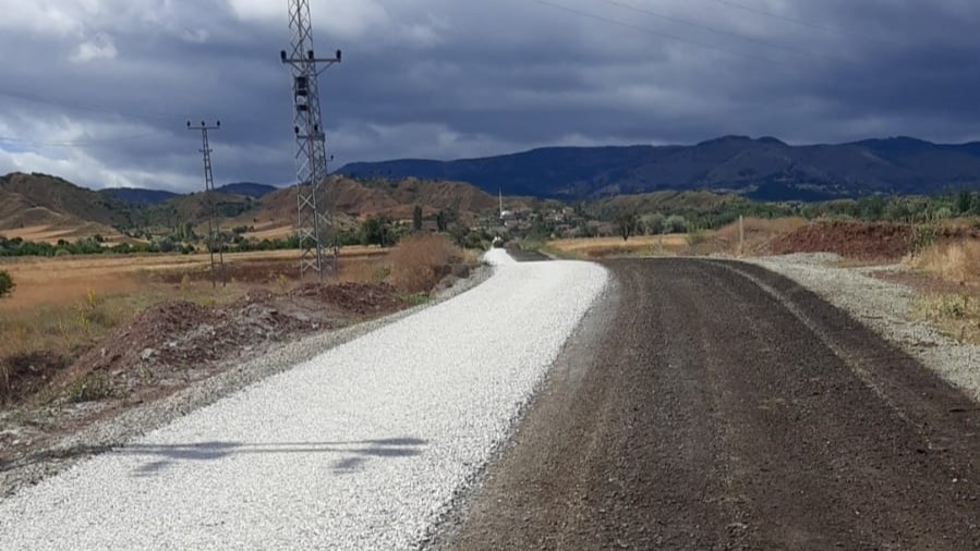 Çankırı Buğay Köyü Yoluna Sathi Kaplama Başladı Sıcak Asfalt 2026’Ya Kaldı (7)