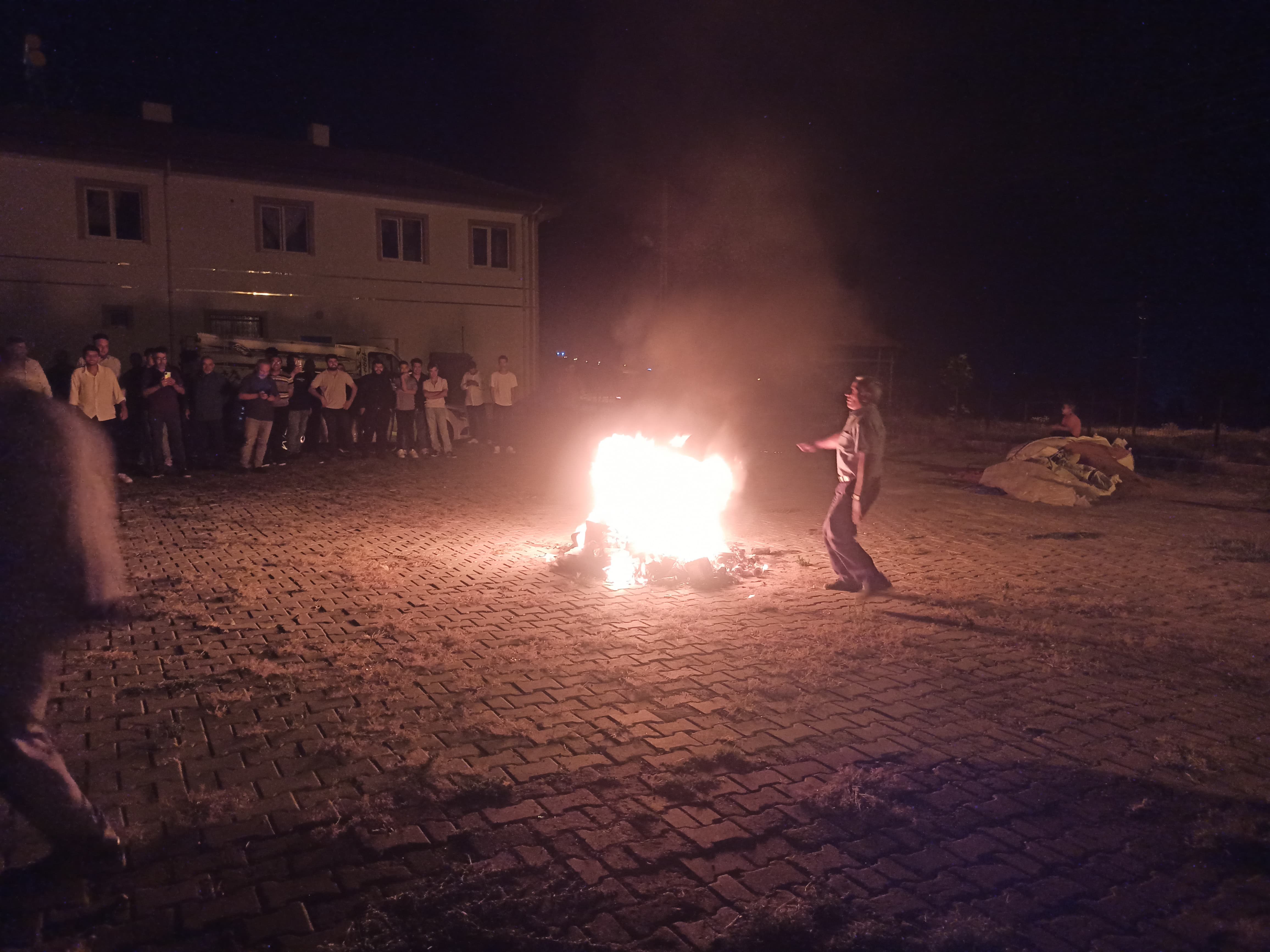 Çankırı’da Bin Yıllık Gelenek Hisarcıkkayı Köyü Sinsin Ateşiyle Aydınlandı (5)