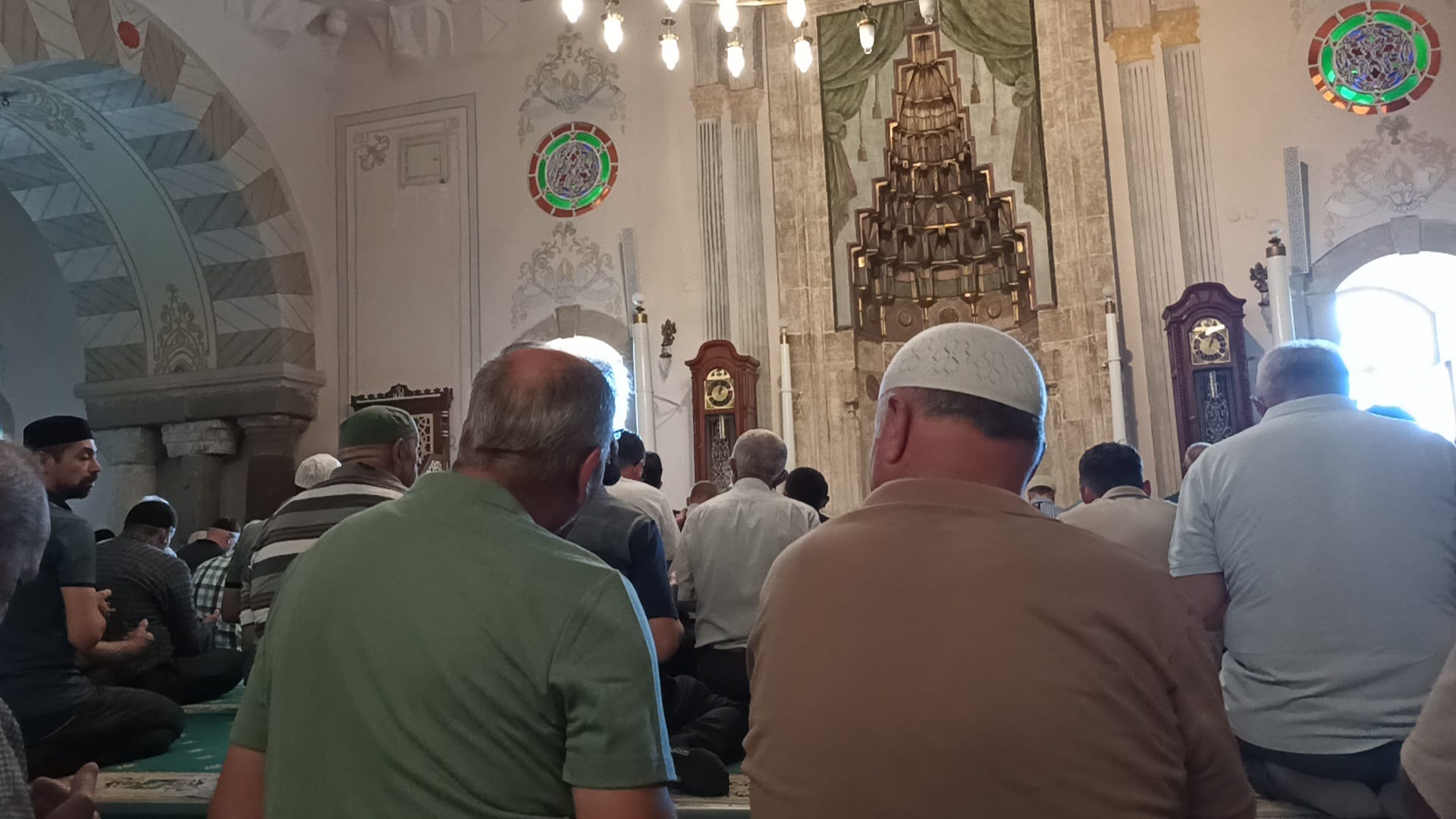 Çankırı'da Yangınlar İçin Dualar Yükseldi Sultan Süleyman Camii’nde Eller Semaya Açıldı (3)