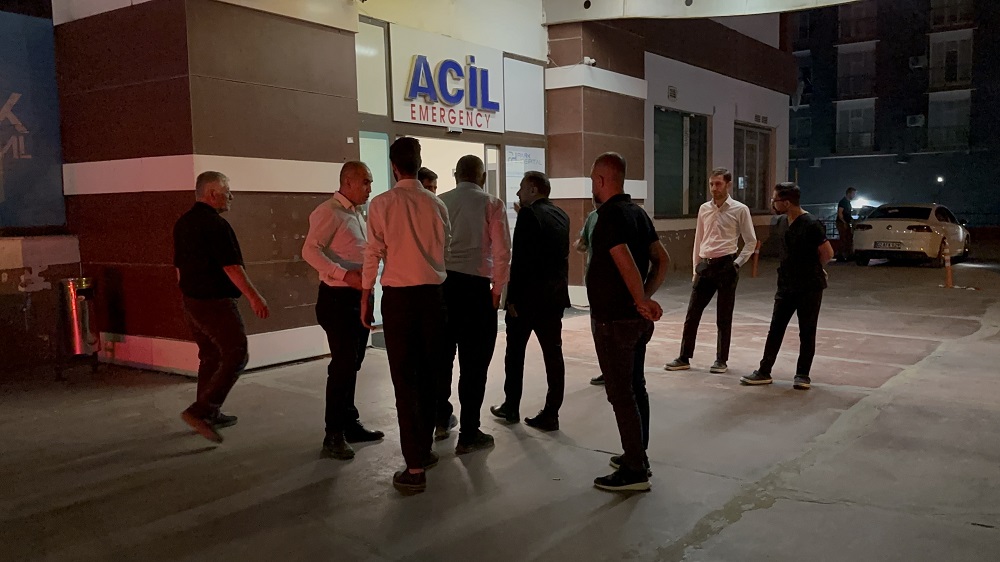 Chp'li Murat Emir Mitingde Sahneden Düştü (2)