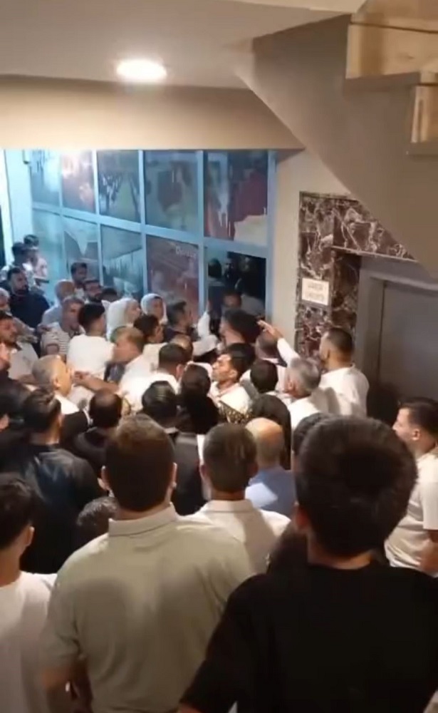 En Mutlu Gün Kavgayla Gölgelendi Düğünde Panik Anları (3)