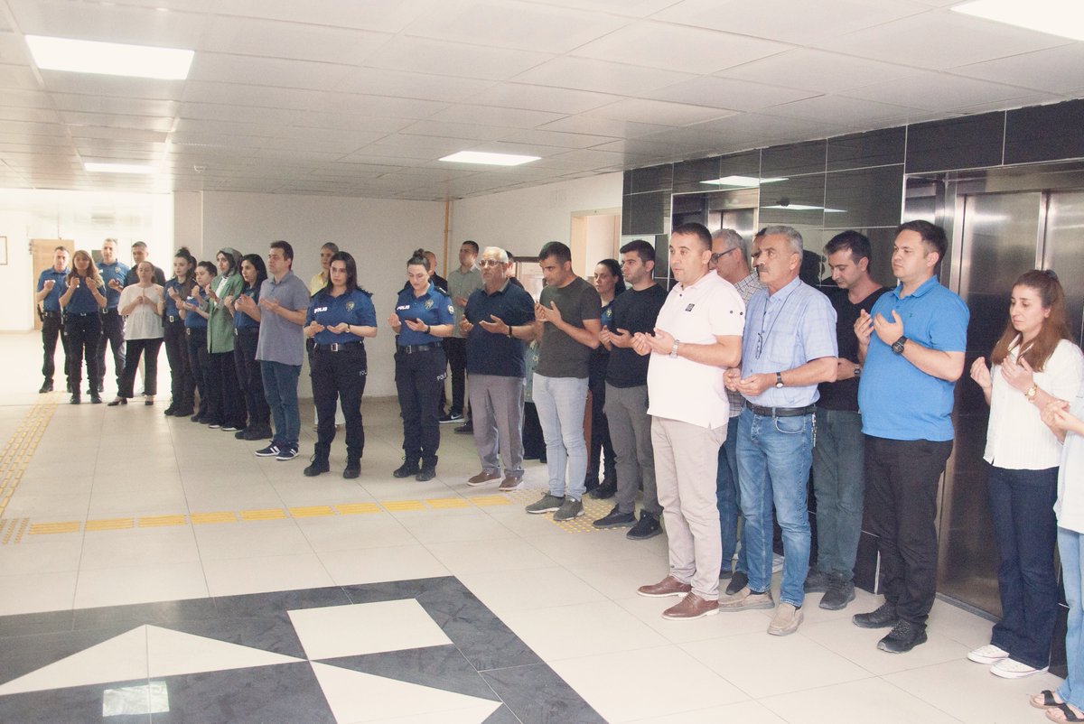 İl Emniyet Müdürü Aytekin Canıtez’den Personeline Aşure İkramı (3)