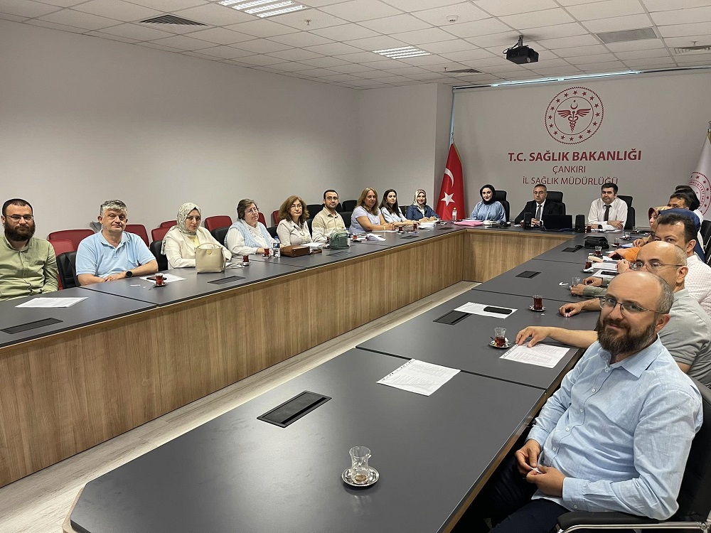 İl Sağlık Müdürü Bulut Başkanlığında Aile Hekimliği Değerlendirme Toplantısı (3)