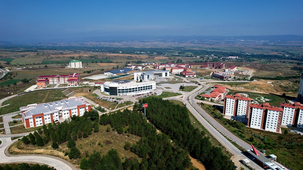 Kastamonu Üniversitesi’nin Yenilikçi “Akıllı Malzemeler” Projesi Tübi̇tak’tan Destek Aldı