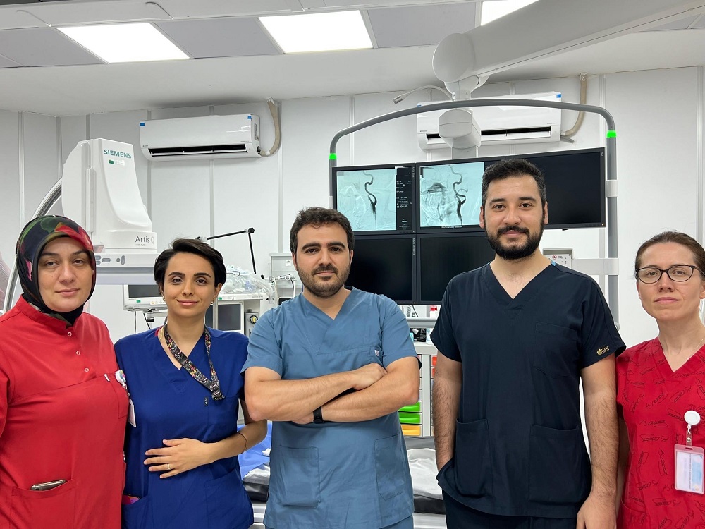 Kastamonu’da Şah Damarına Stent Tedavisi Başladı Felç Riski Azalıyor (1)