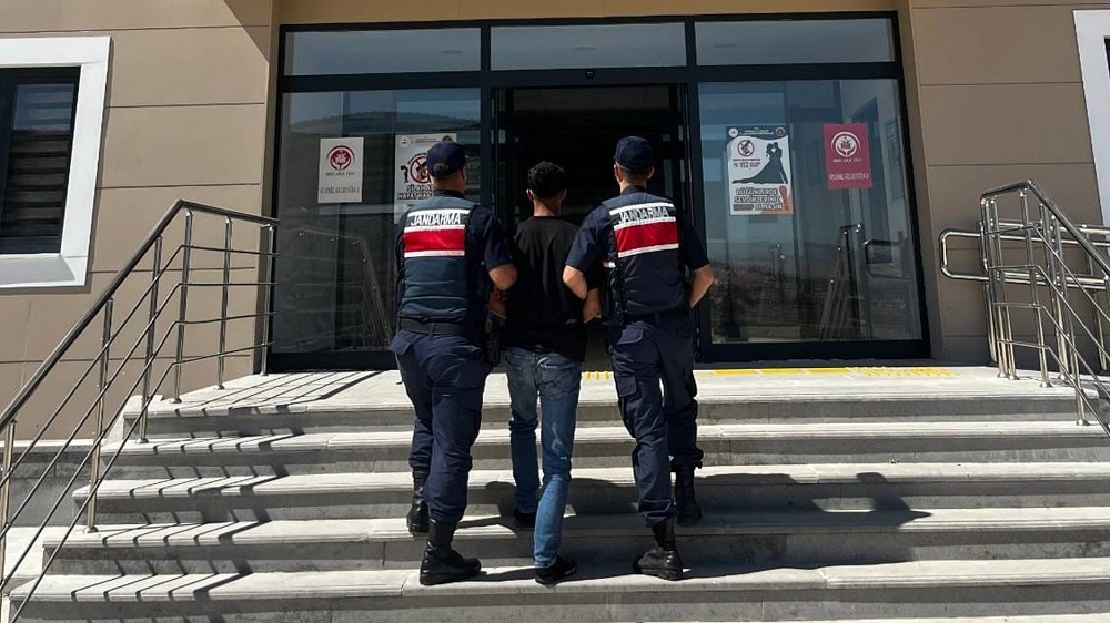 Kırıkkale’de Fetö'den Aranan Eski Polis Yakalandı (2)