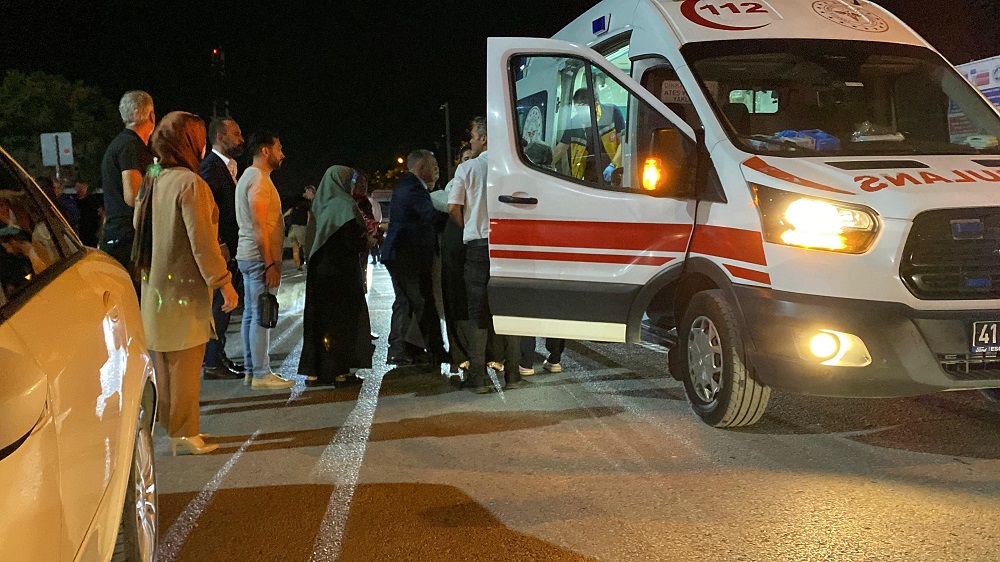 Kocaeli’de Düğünde “Oyun” Kavgası 5 Yaralı, 25 Gözaltı (2)