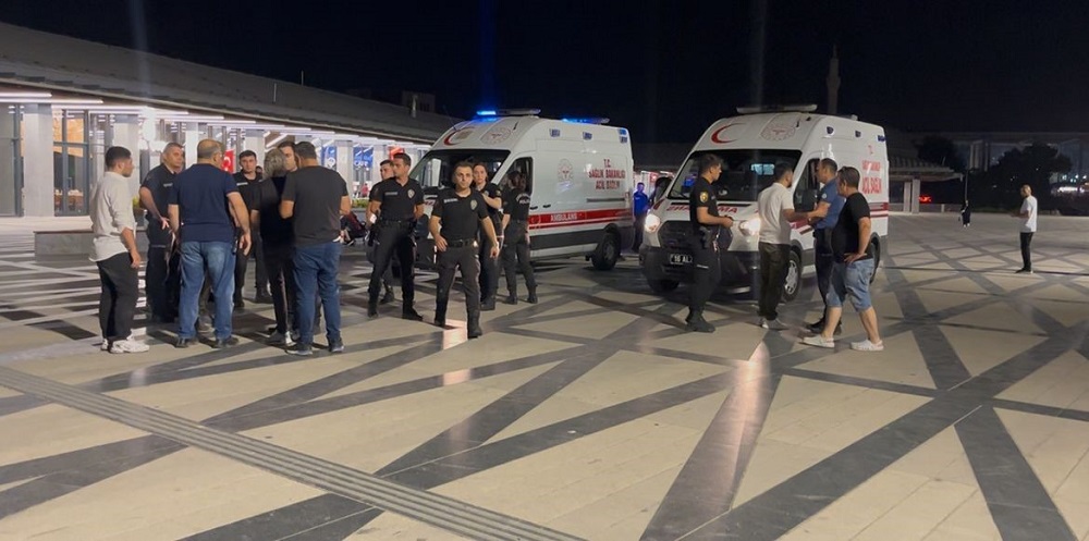 Osmangazi’de Bıçaklı Kavga Anne Ve İki Kızı Yaralandı (3)