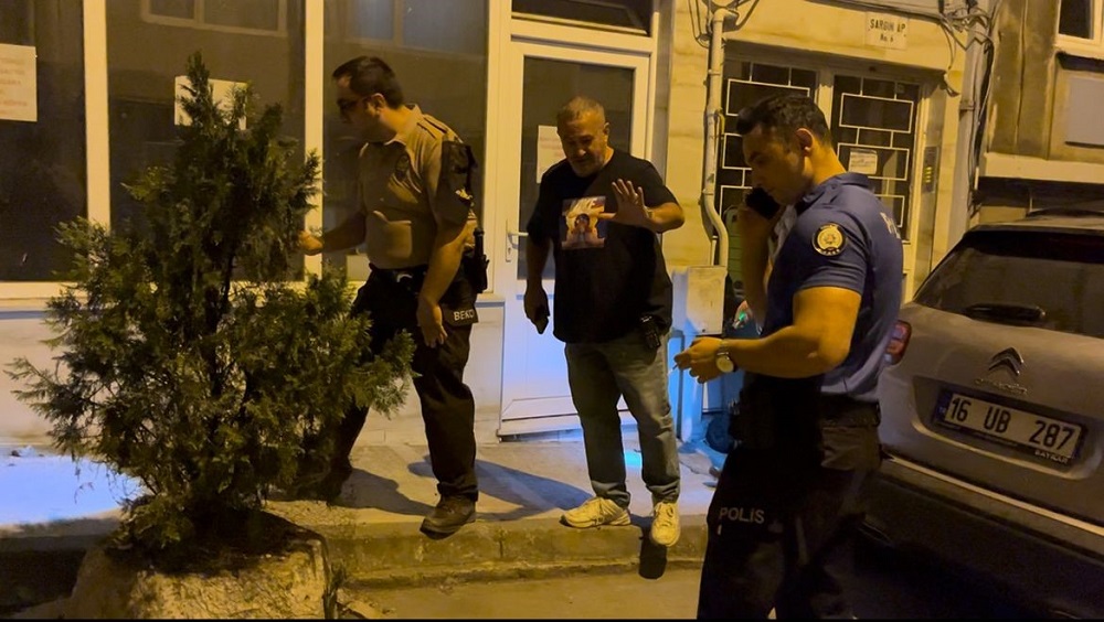 Otel Sahibiyle Borç Kavgası Silahlar Çekildi, Bıçaklar Konuştu! (3)