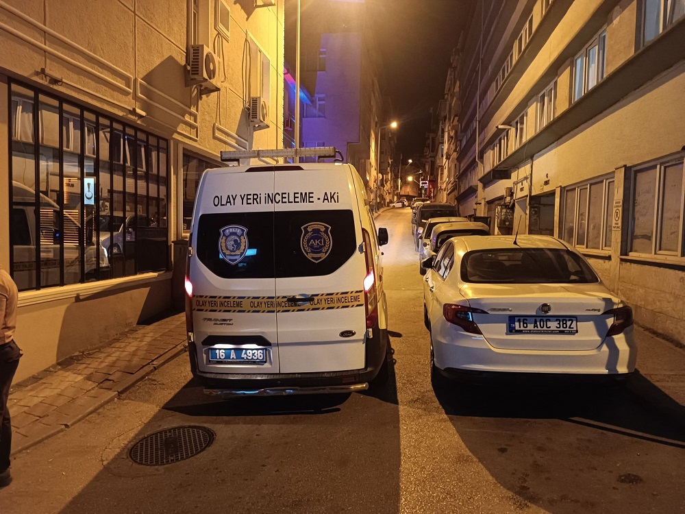 Otel Sahibiyle Borç Kavgası Silahlar Çekildi, Bıçaklar Konuştu! (4)