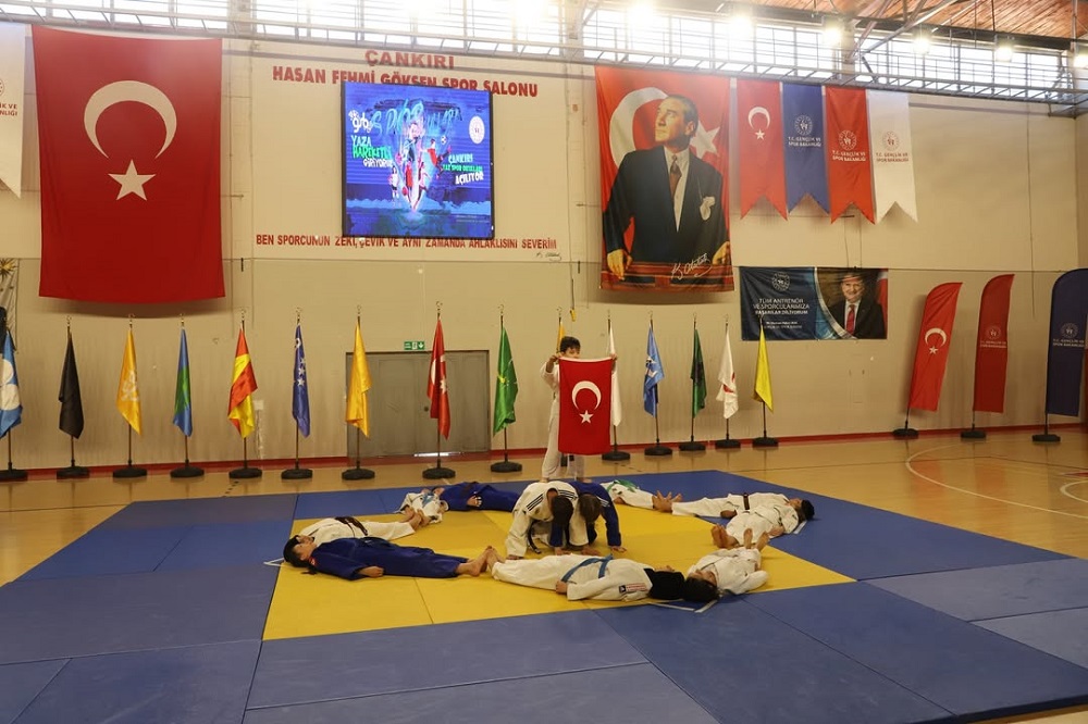 Sadık Ak’tan Sporun Gücüne Vurgu “Birlik, Dayanışma Ve Gelecek” (3)-1