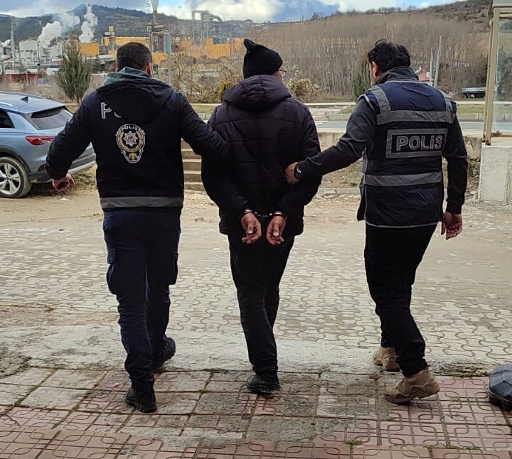 Sigara Tartışması Darp Getirdi Büfeci Tutuklandı