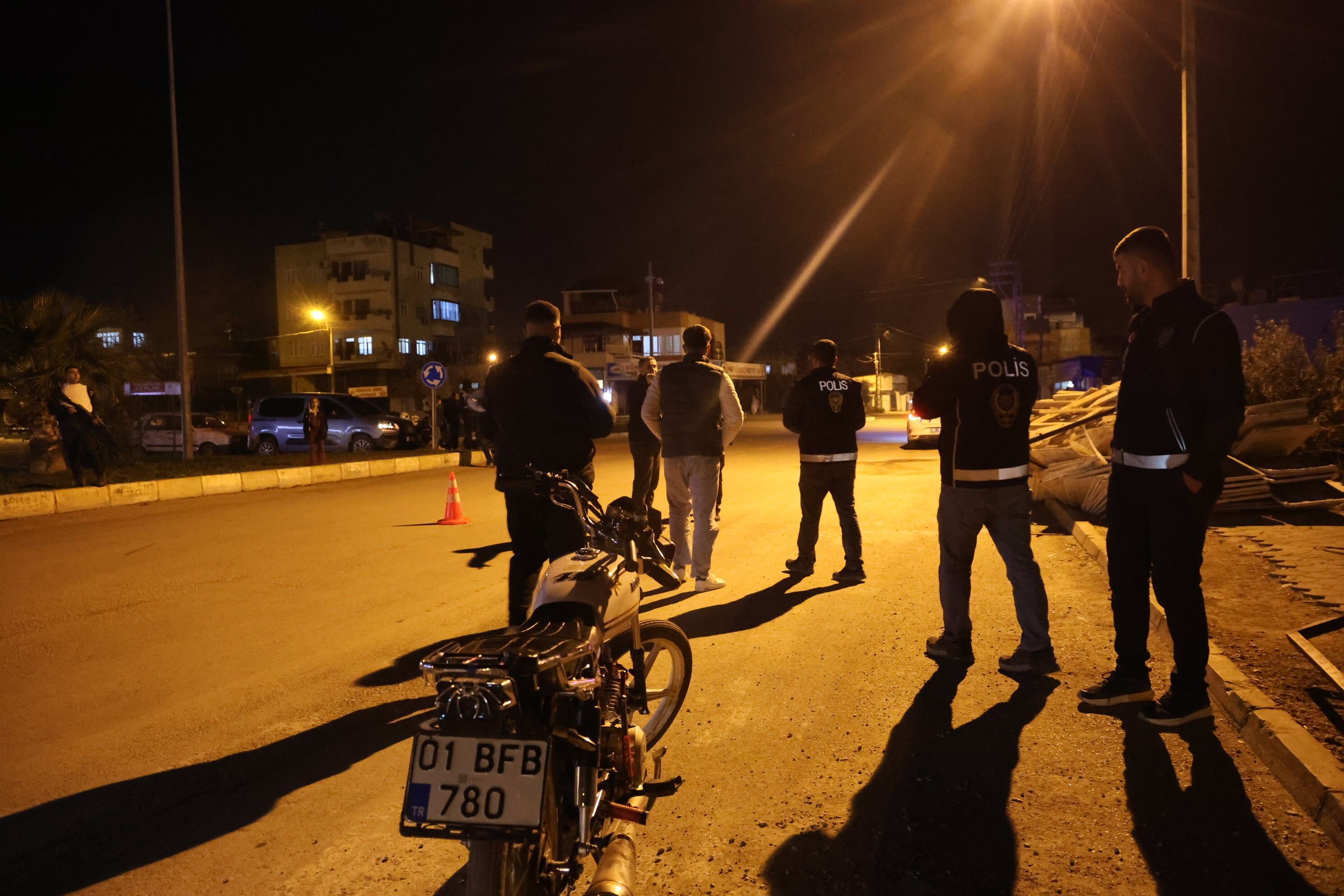 Kasksız Motosiklet Sürücüsünden İlginç Teklif “Cezayı Plakaya Yazın” (1)