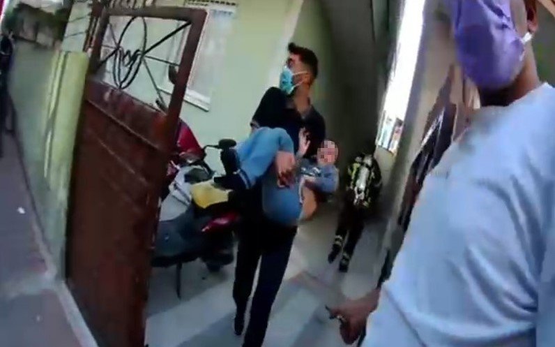 Duman Binayı Sardı: Çocuklar Dahil 9 Kişi Tahliye Edildi