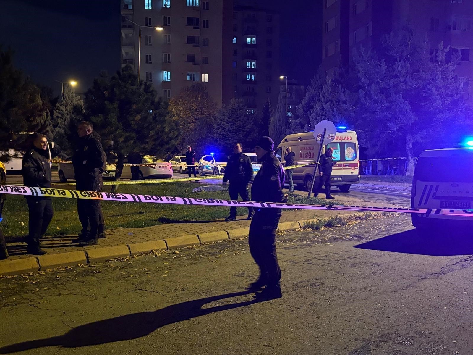 Eşini Sokak Ortasında Öldüren Sanık Hakim Karşısında!