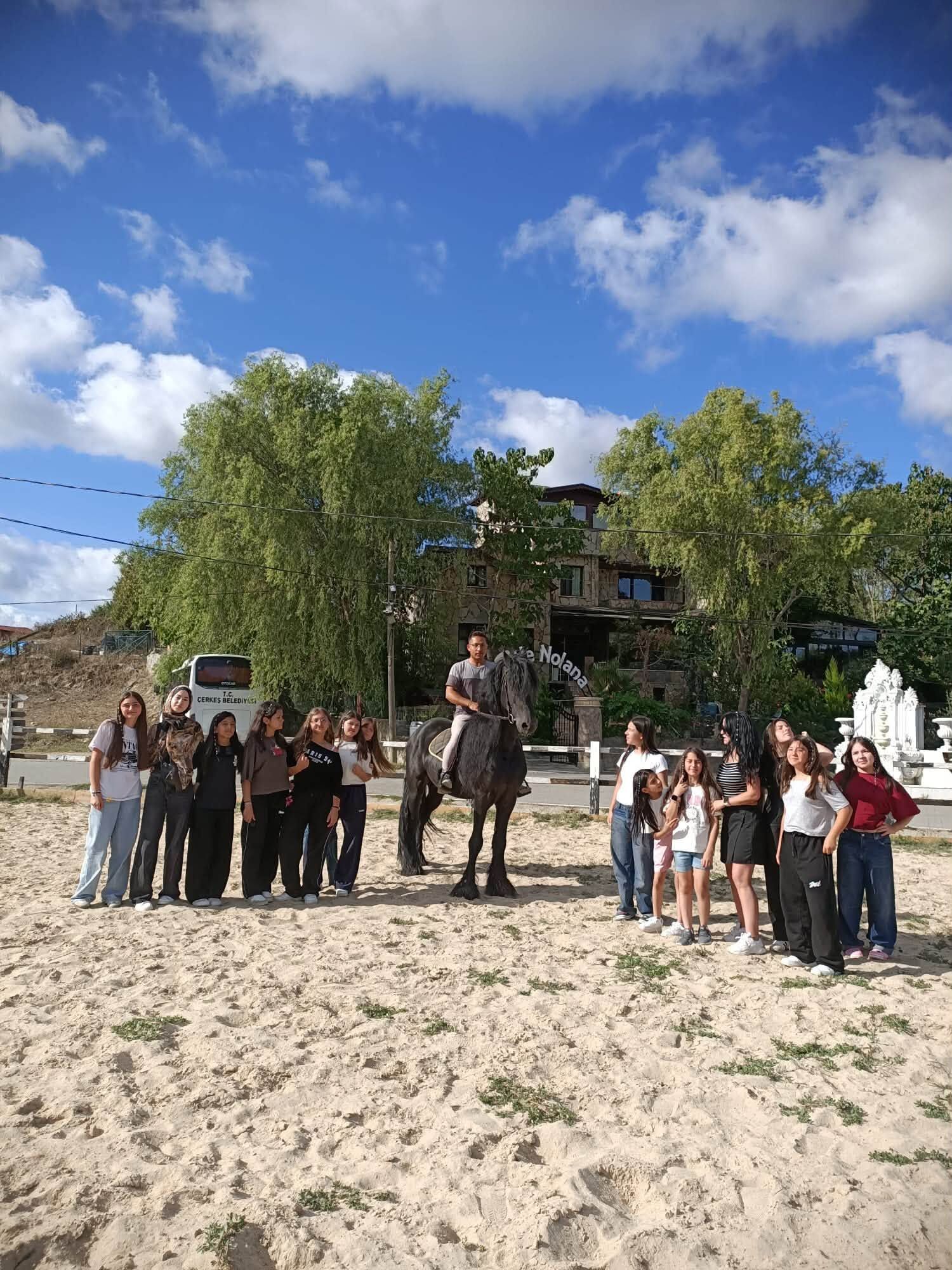 Başkan Sopacı’dan Çerkeş Folklor Ekibine Övgü “Yüzlerindeki Tebessüm…” (3)