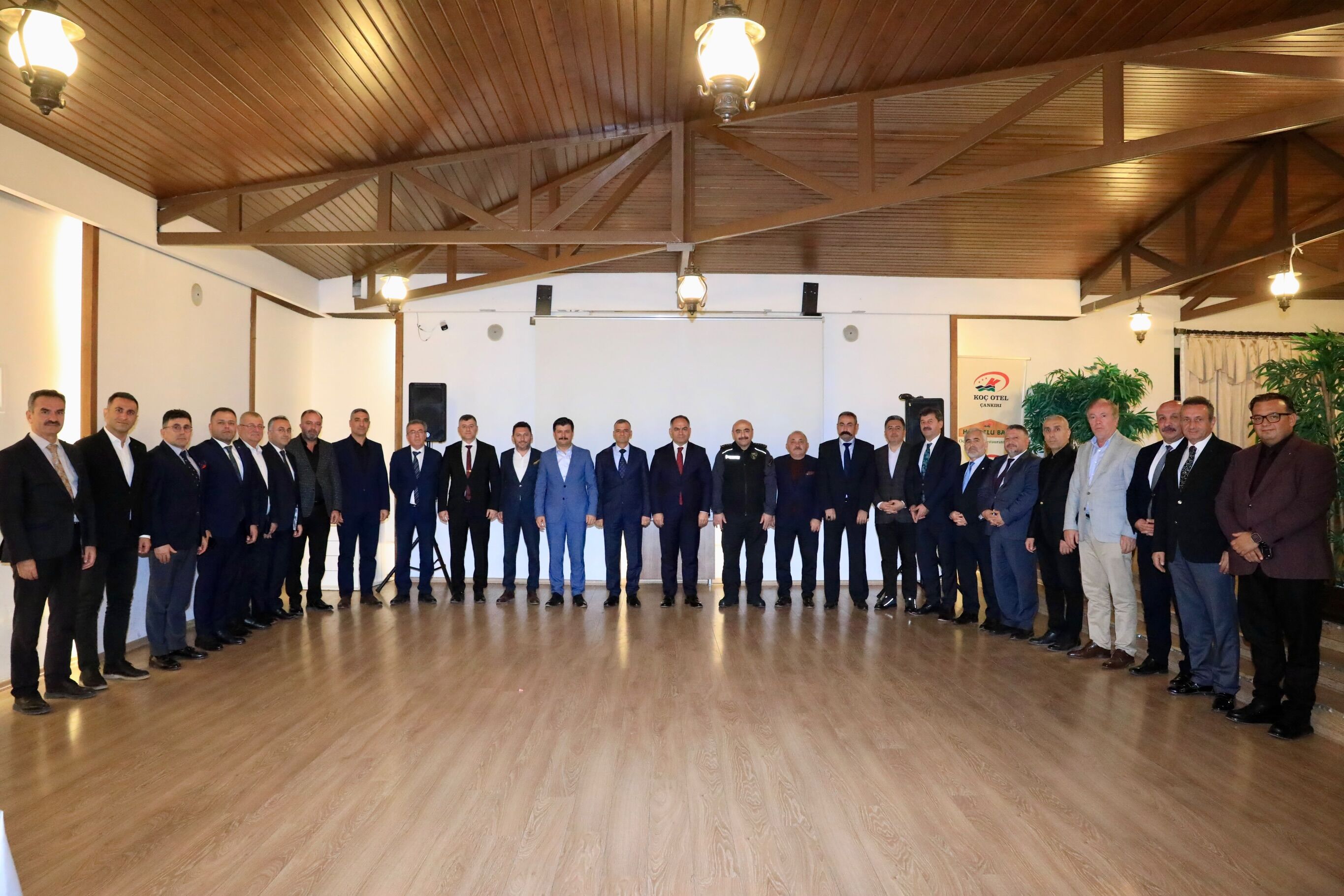 Çankırı Emniyeti’nde Veda Aytekin Canıtez Yeni Görevine Uğurlandı2