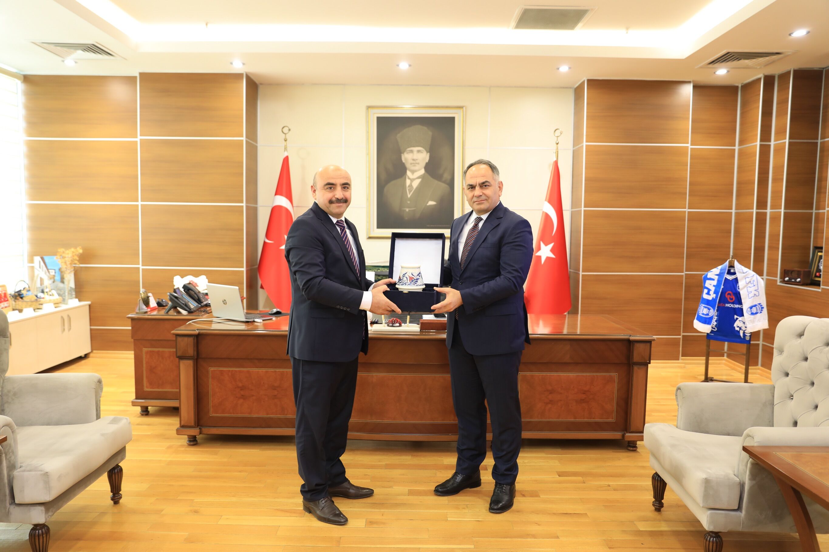 Çankırı Emniyeti’nde Veda Aytekin Canıtez Yeni Görevine Uğurlandı3
