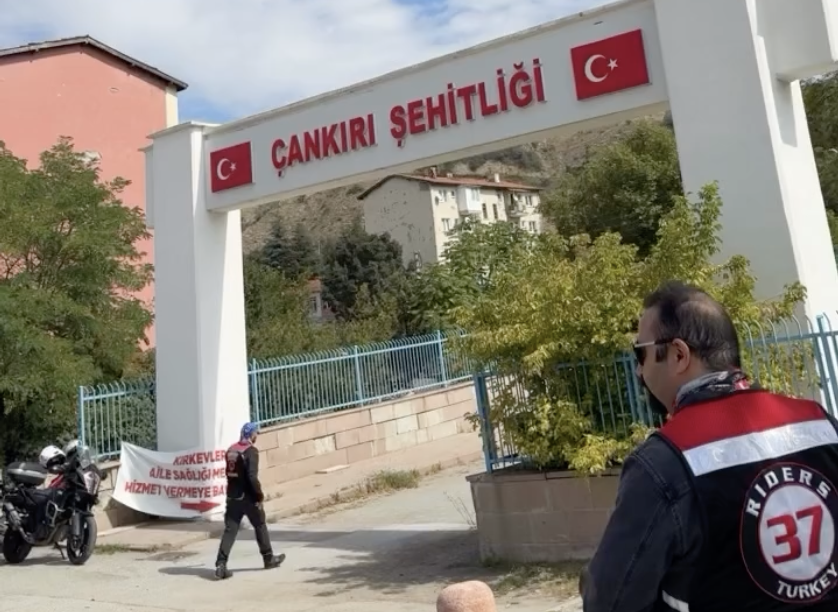 İstiklal Ruhuyla Yola Çıktılar! Motorcular Çankırı Şehitliği’ni Unutmadı3