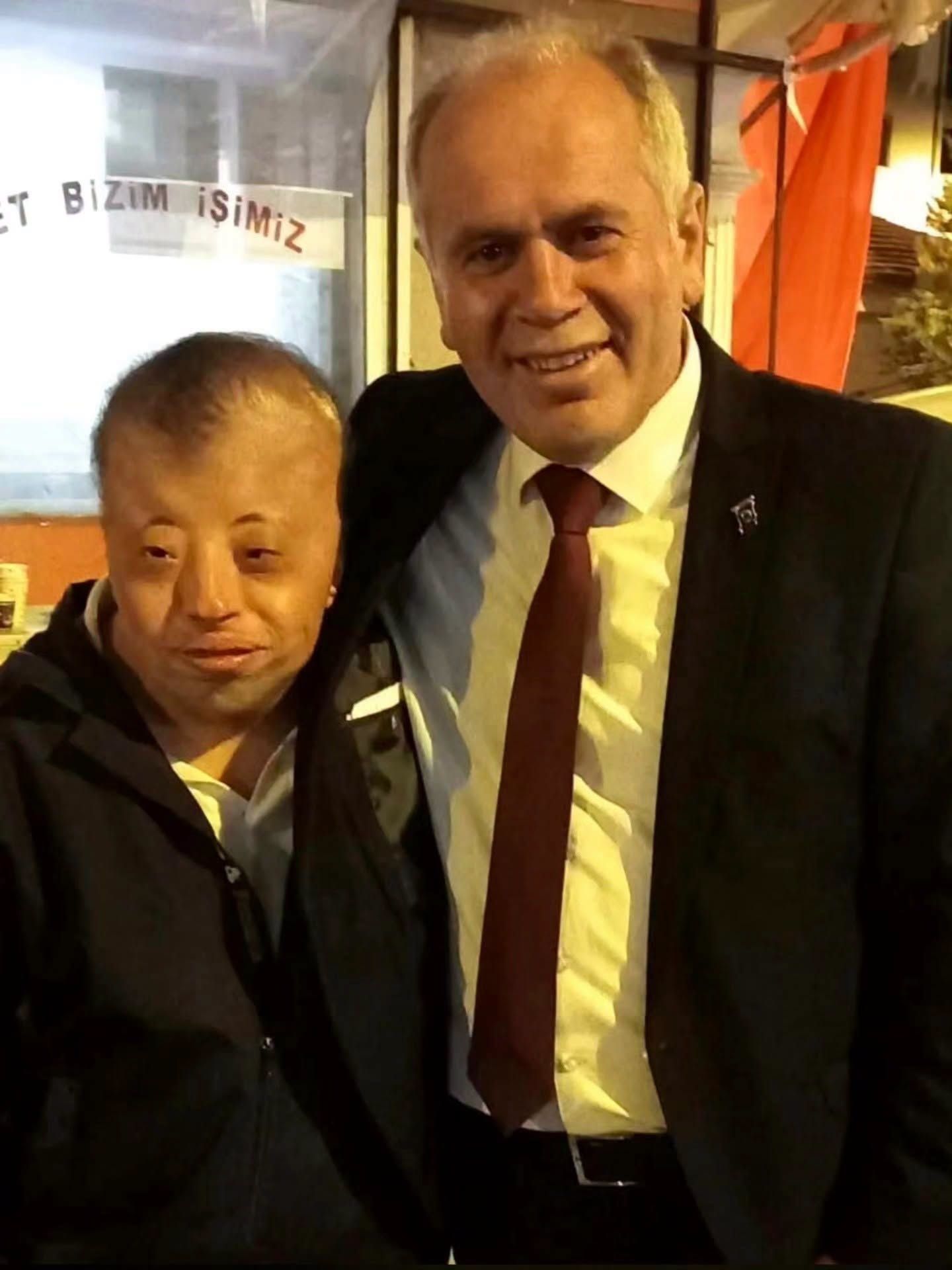28 Yaşındaki Veli Kayacı Hayatını Kaybetti..1