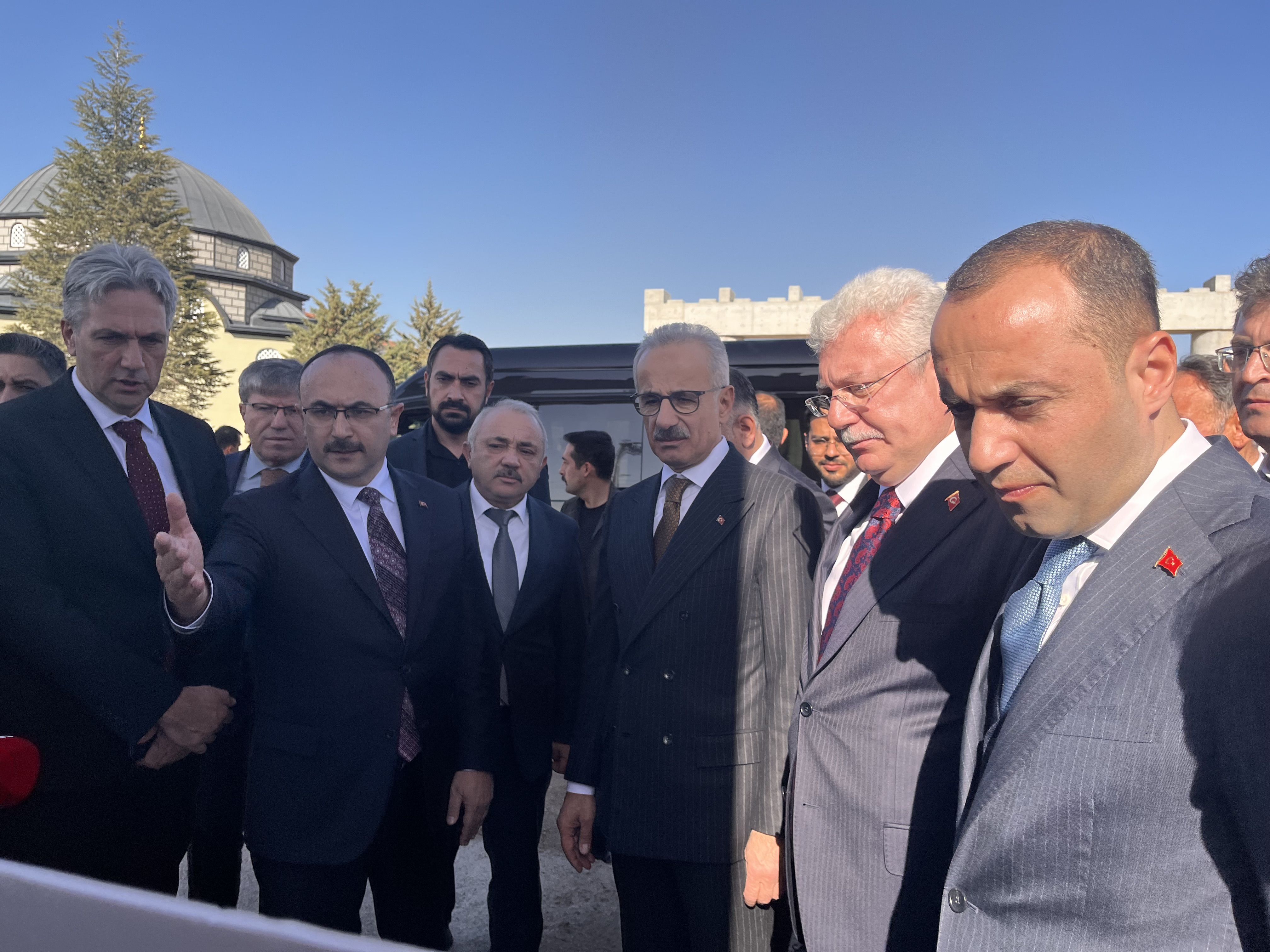 Bakan Uraloğlu Çankırı Çevre Yolu İnşaatını İnceledi Talimat Verdi1