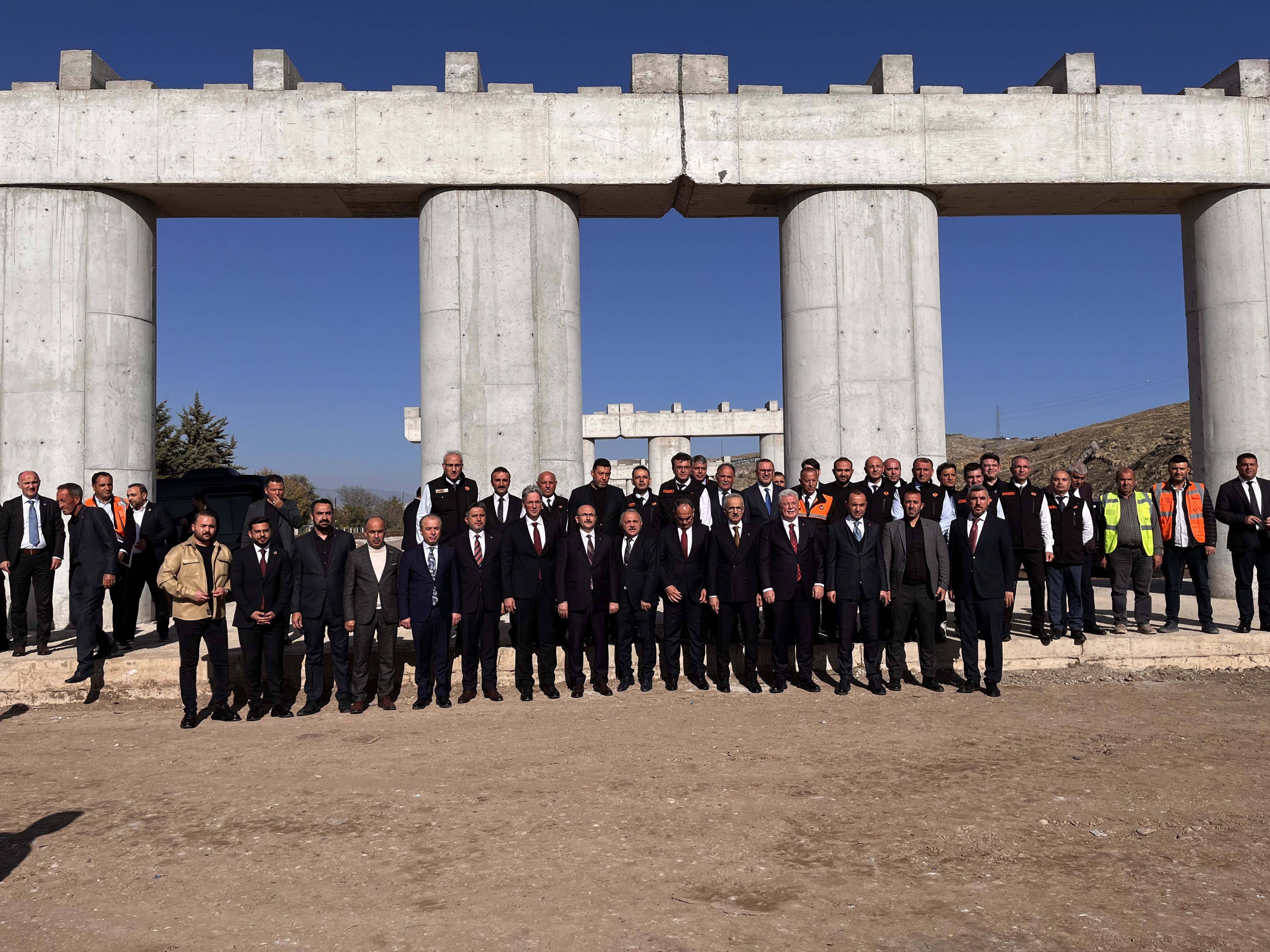 Bakan Uraloğlu Çankırı Çevre Yolu İnşaatını İnceledi Talimat Verdi3