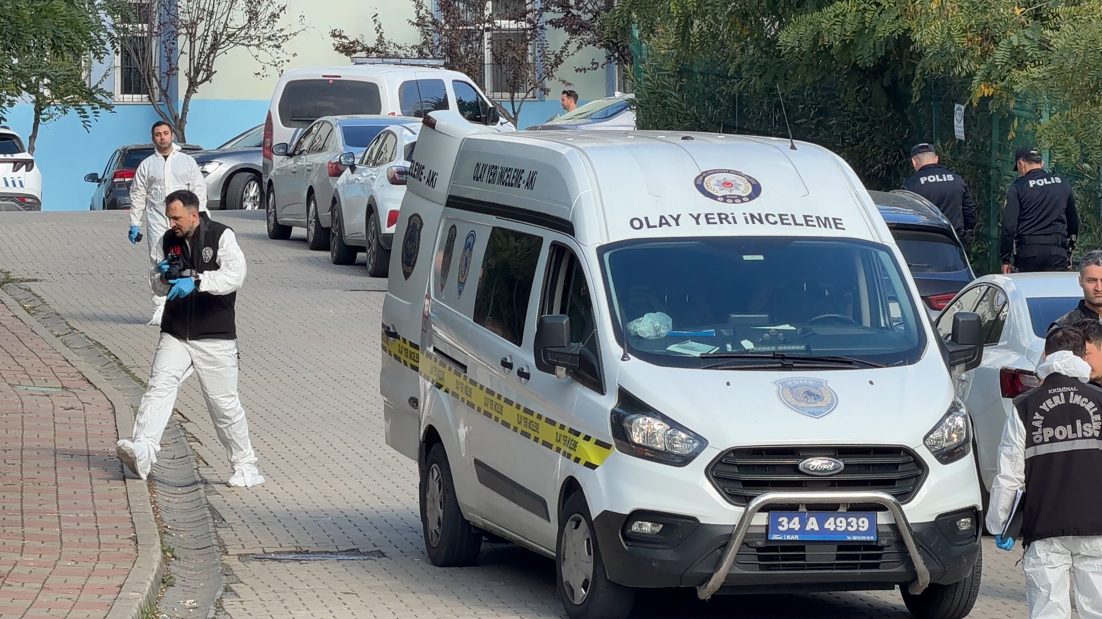 Eski Okuluna Formayla Geldi, 6 Öğrenciyi Bıçakladı!