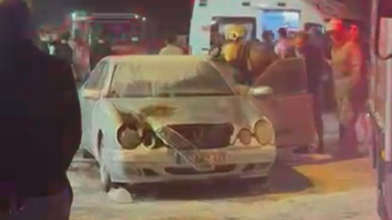 Evlilik Krizi Facia Getirdi: Aracını Benzin Döküp Yaktı