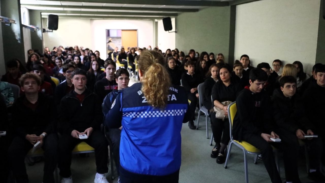 Kocaeli’nde Lise Öğrencilerine “Bilinçli Tüketici” Eğitimi