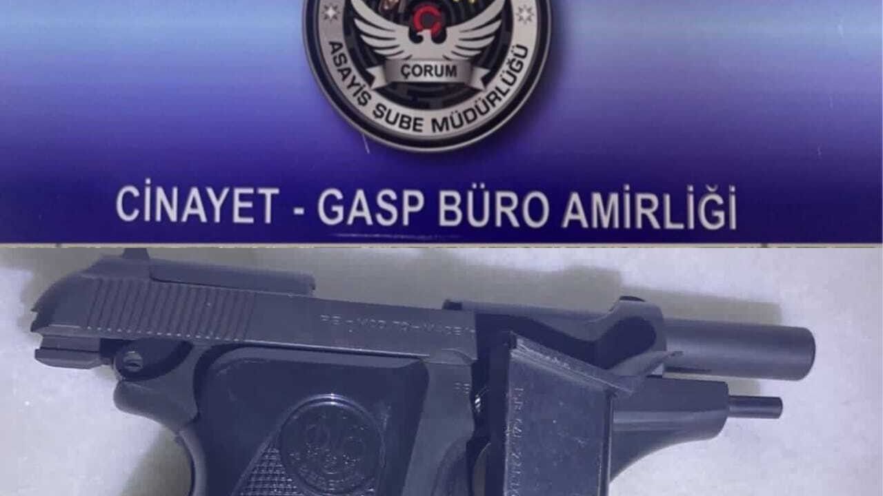 Polisten Geniş Çaplı Uygulama: Silah, Hap ve Aranan Şahıslar Ele Geçirildi