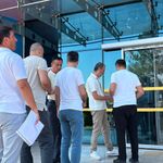 Karabük’te Sınav Sabahı! Adaylar İçeri, Aileler Bekleyişe Geçti