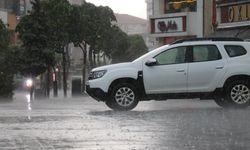 Bolu'da aniden sağanak yağış etkili oldu