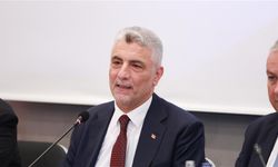 Ticaret Bakanı Bolat, Çekya’da Türk iş insanlarıyla bir araya geldi