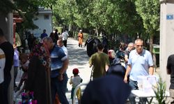 Konya'da Bayram Öncesi Kabir Ziyaretleri