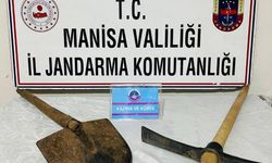 Manisa’da Define Yapan 4 Şahıs Yakalandı