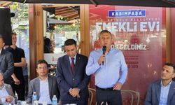 CHP Genel Başkanı Özel, Beyoğlu'da emeklilerle buluştu ve projelerini anlattı