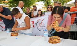 Bursa’da Cantık Yeme Maratonu: Cemil Bakırtaş Altınla Taçlandı