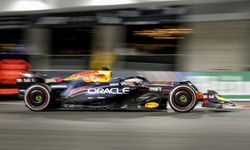 Max Verstappen, Formula 1'de üst üste 4. kez şampiyon oldu